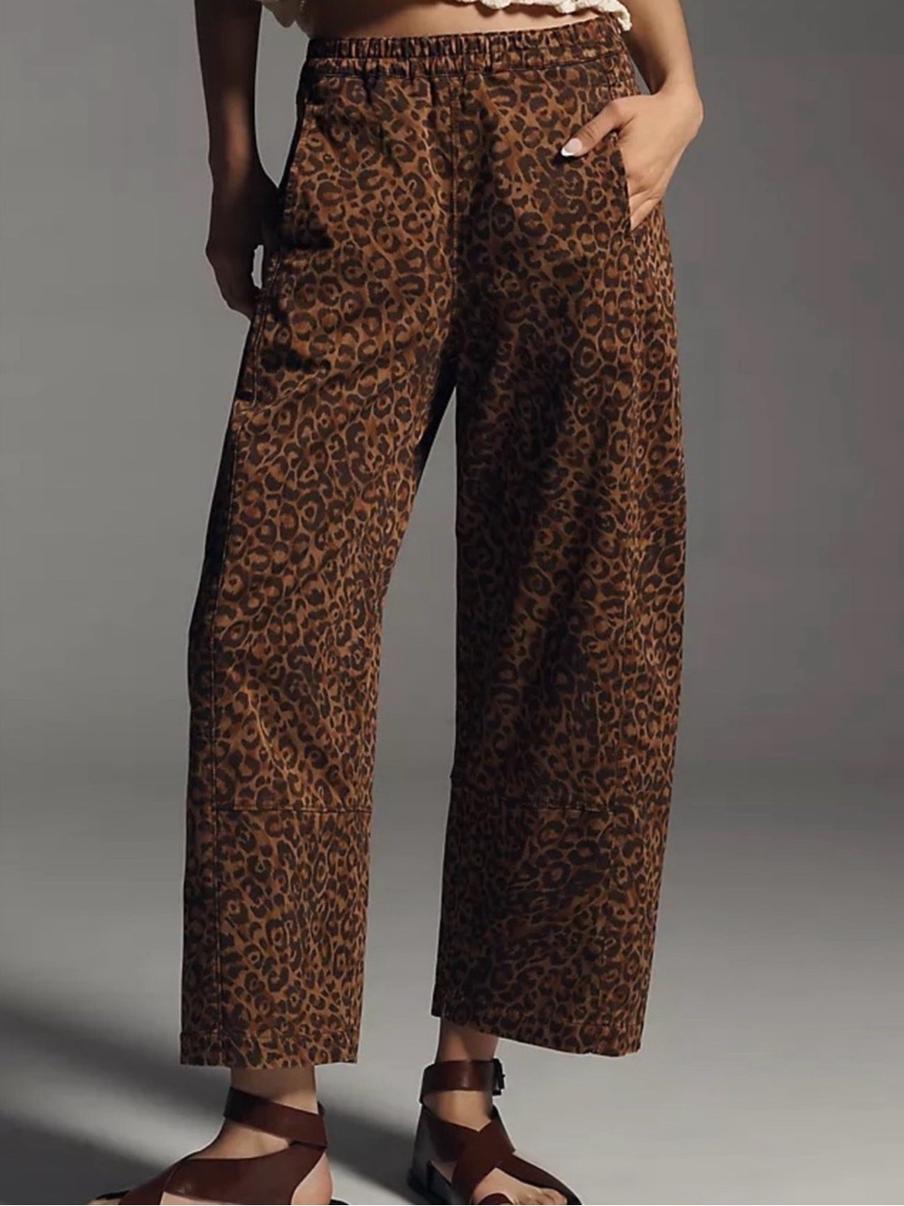 Pilcro Leopard-Print Barrel Pants, Sz MP, EUC,
